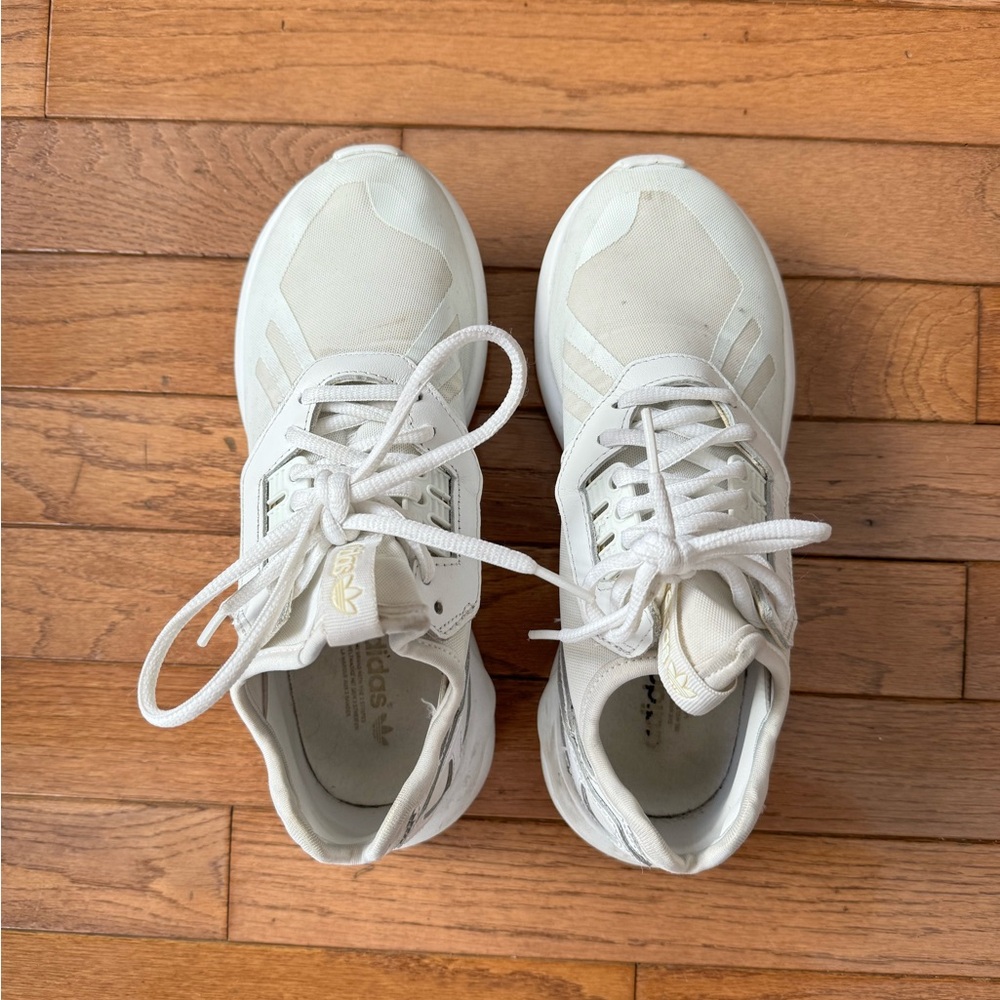Adidas Runner Sneakers
